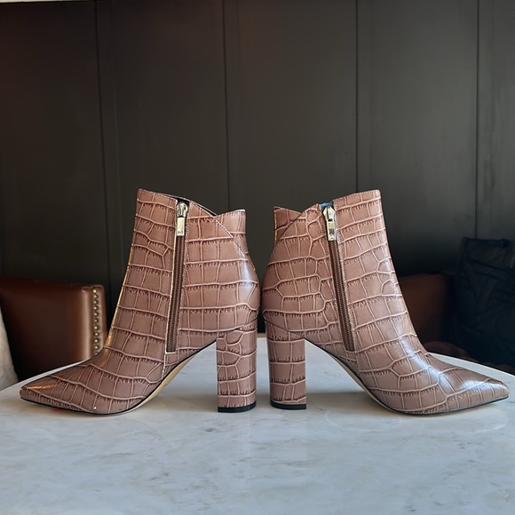 NWOT Marc Fisher Booties - Picture 3 of 8